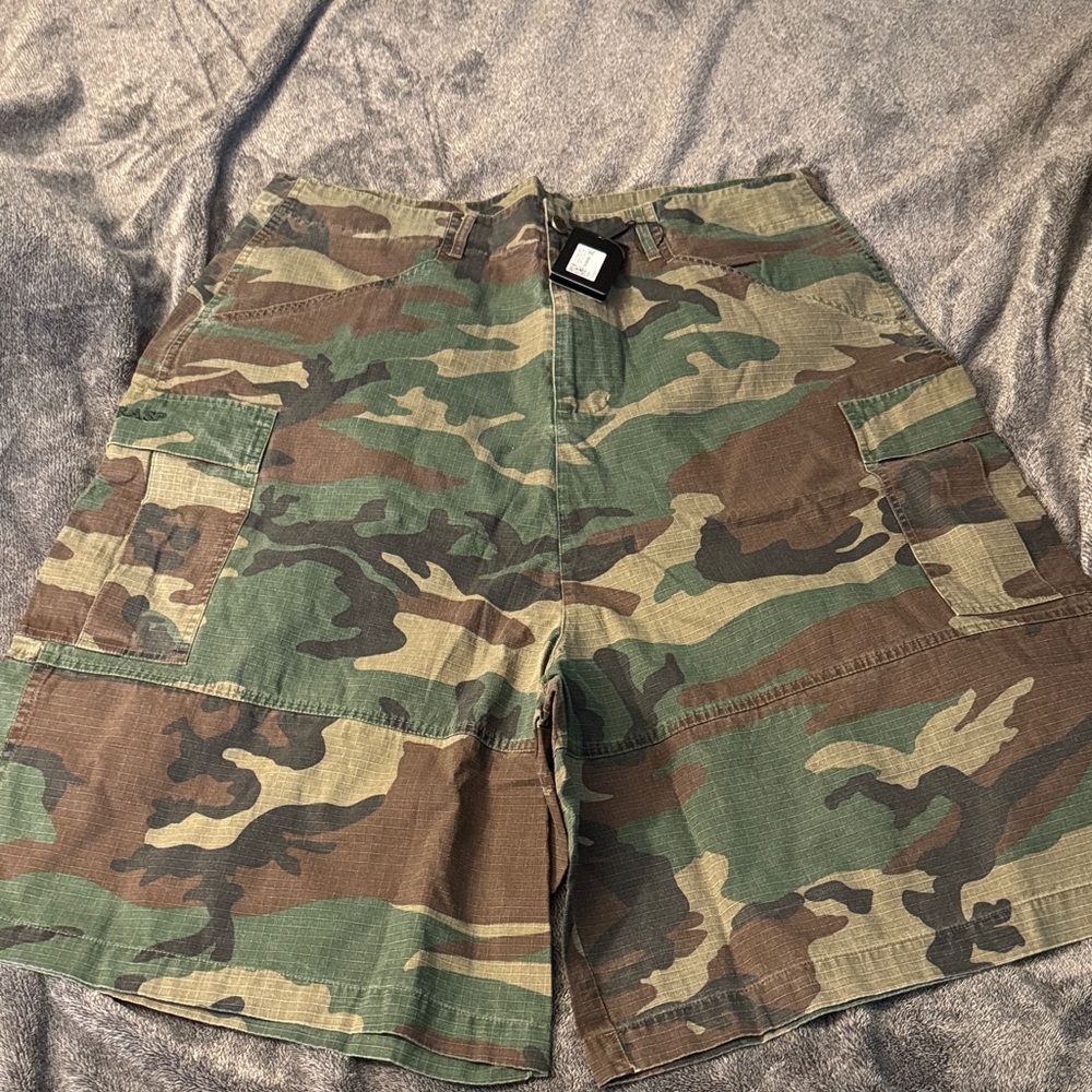 Rasberry Hills Extremely Oversized Camouflage Cargo Shorts for Men